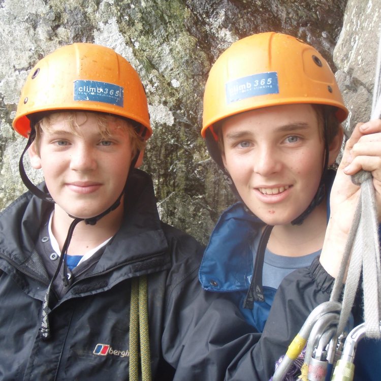 Beginners rock climbing course